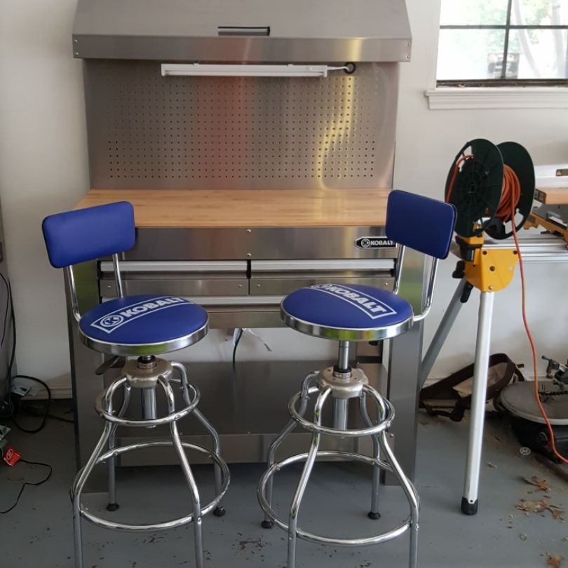 NEW Kobalt Adjustable Hydraulic Stool Mechanic Seat Chair Work Shop Garage  Bench