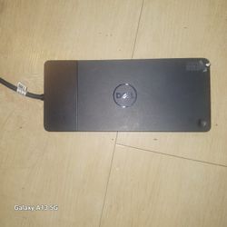Dell  Charger Hub 