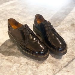 Dr. Martens 1461  Black Patent Leather Oxford Shoes