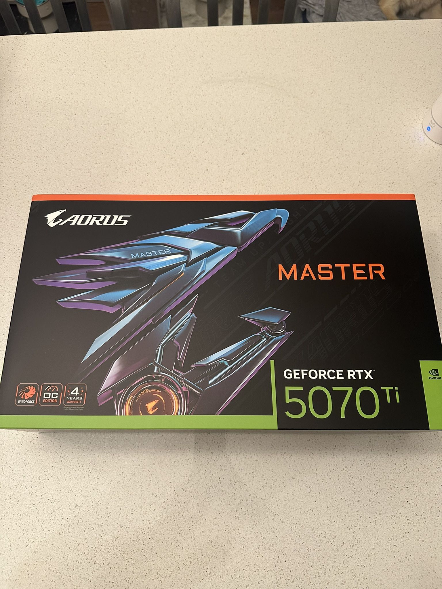 GIGABYTE - NVIDIA GeForce RTX 5070 Ti AORUS MASTER