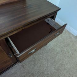 Kids Size Dresser With Mirror