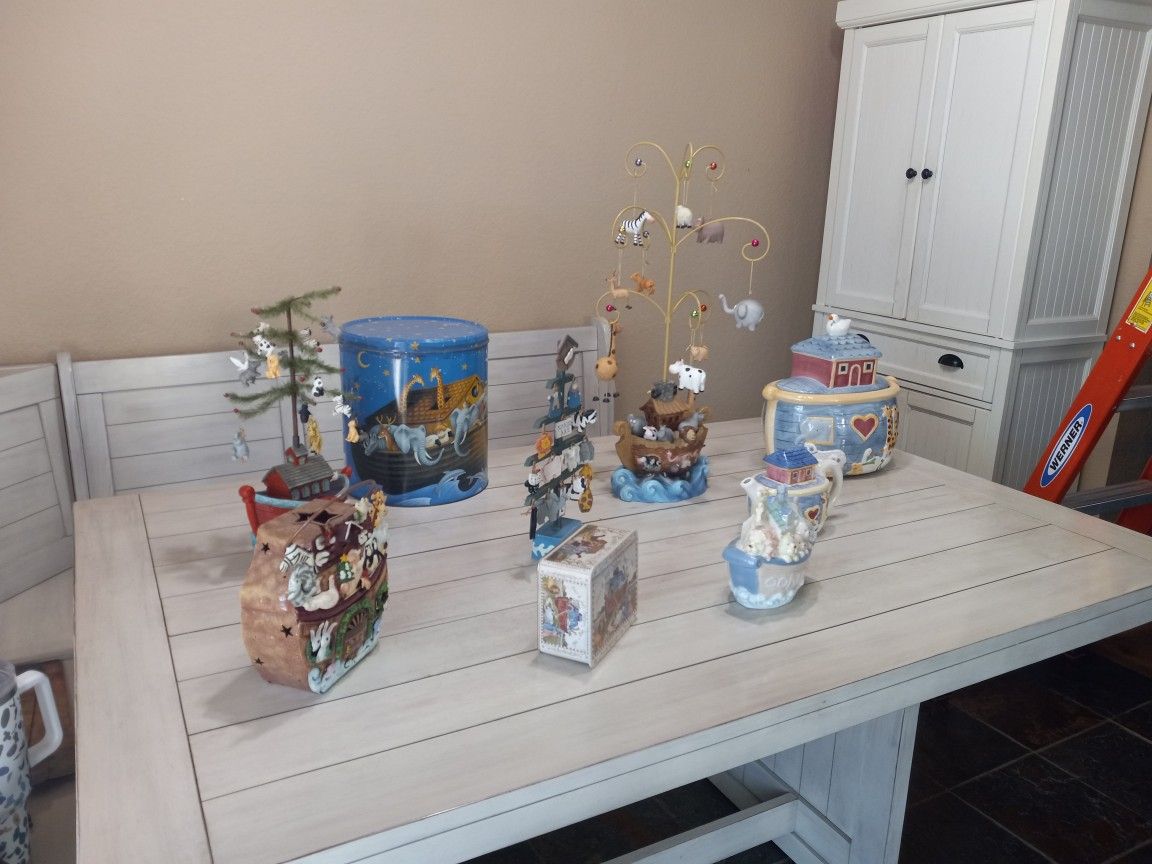 Noah's Ark Collection. 