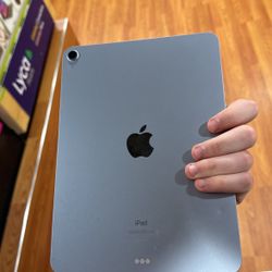 iPad Air 4th Generation 64Gb WiFi Only 