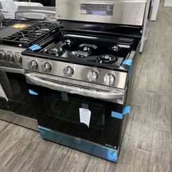 NEW LG GAS STAINLESS STEEL STOVE