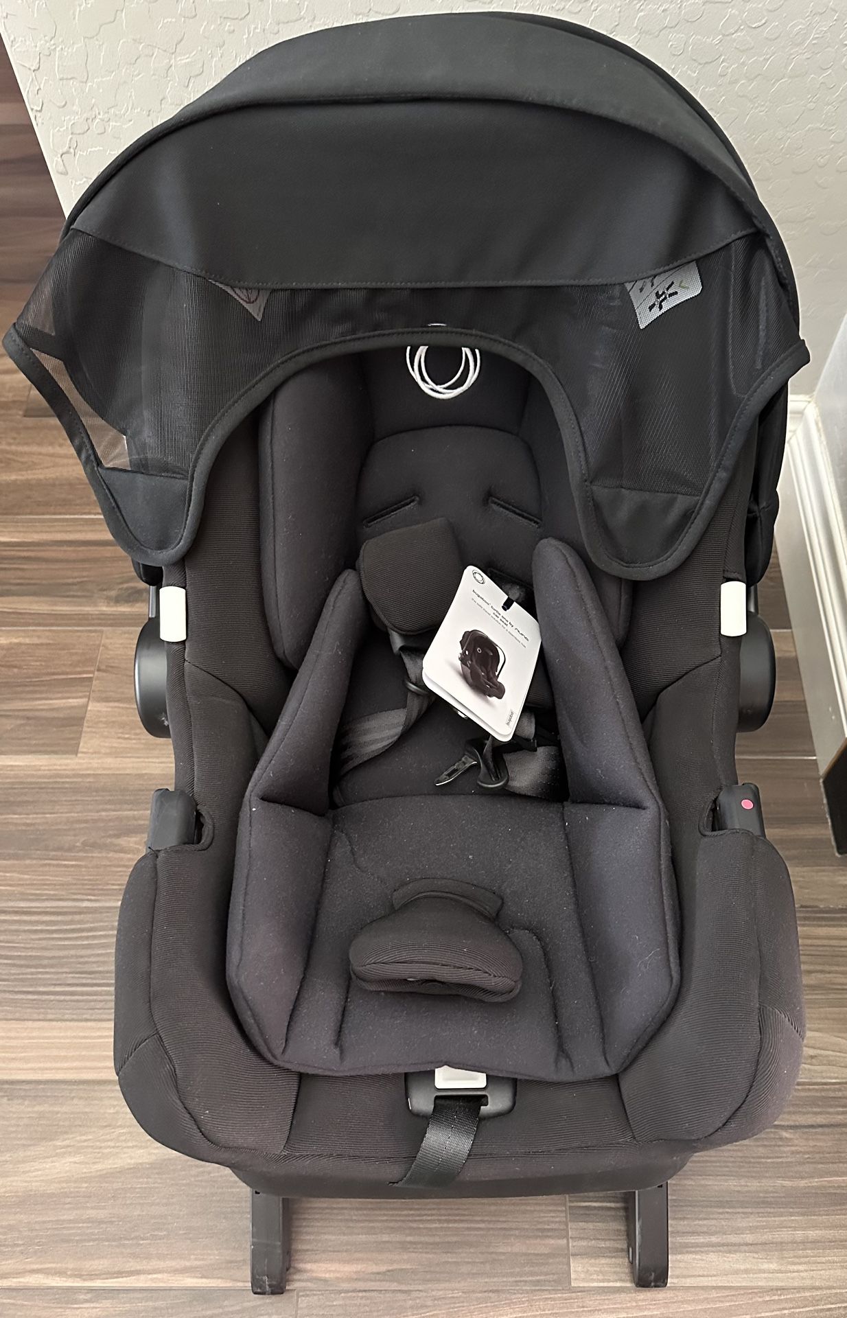 Bugaboo Turtle One by Nuna car seat with recline base