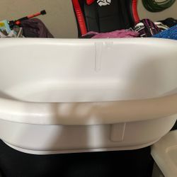 Frida Baby Tub