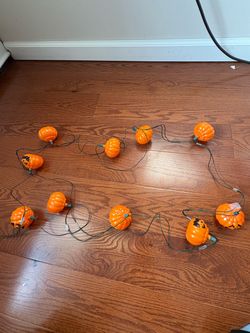 Vintage 10 Halloween Pumpkin String Lights Jack O Lantern Plastic Blow Mold
