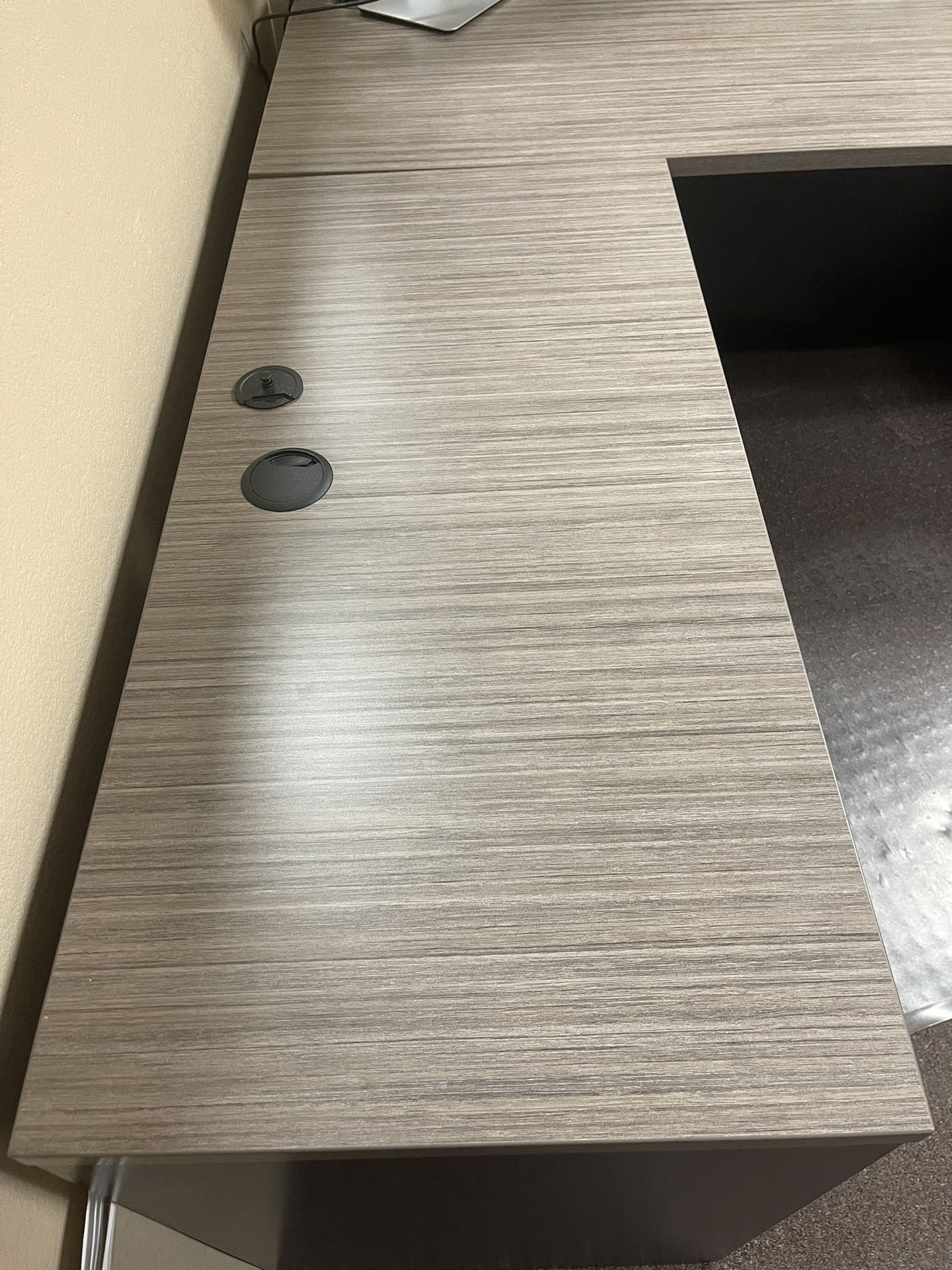 4 OFFICE DESK…. Like New! $495 Each