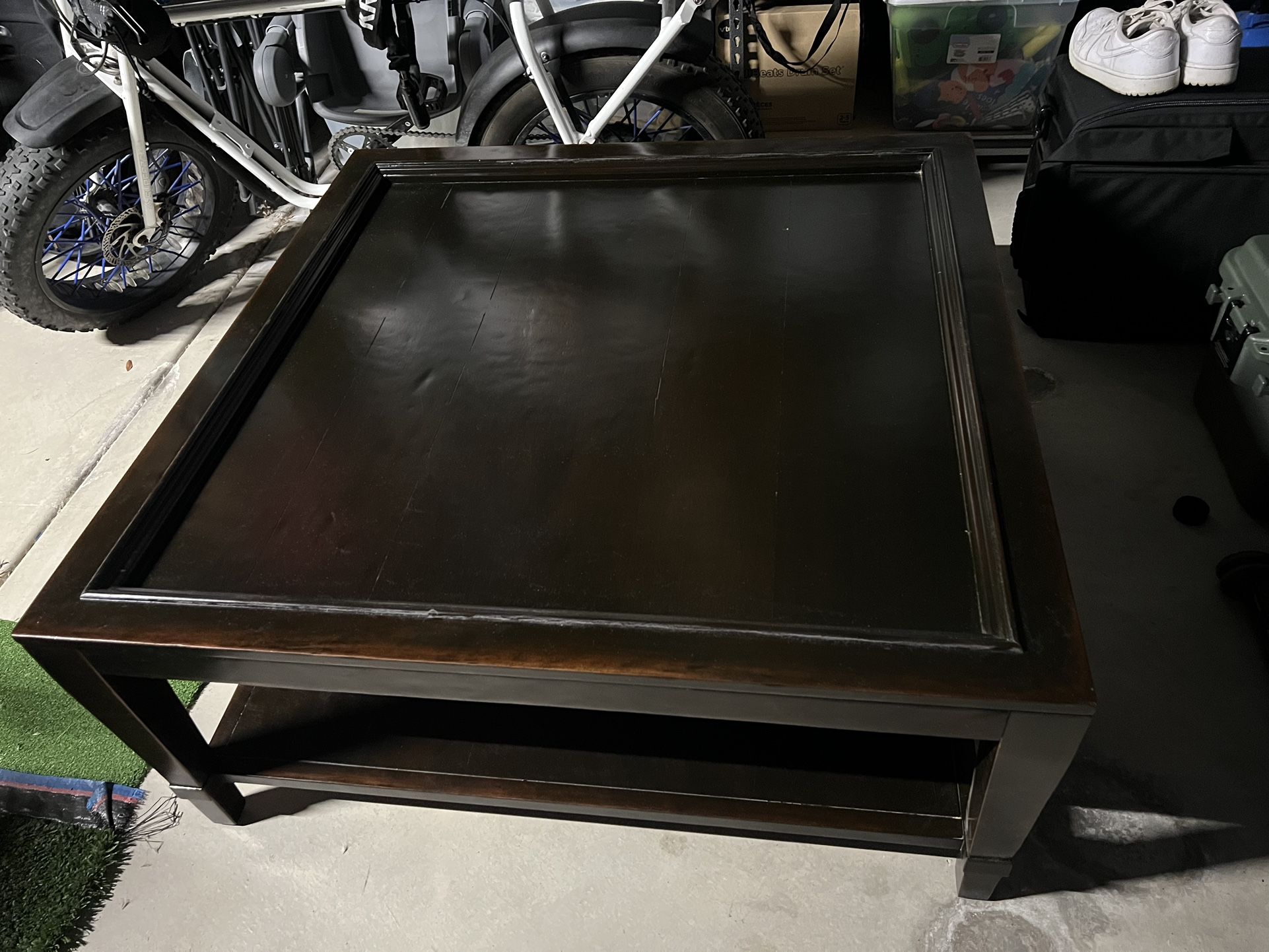 Bernhardt Vintage Patina Square Cocktail Table