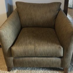 Cozy Chair With Matching Ottoman 