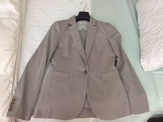 Banana Republic light grey women's suit-size 6