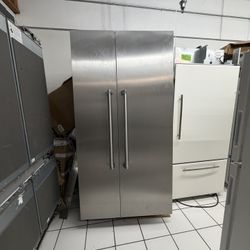42” Thermador Built In Stainless Steel Refrigerator 