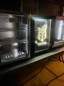 Mini fridge
