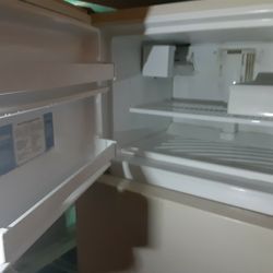 Whirlpool Refrigerator