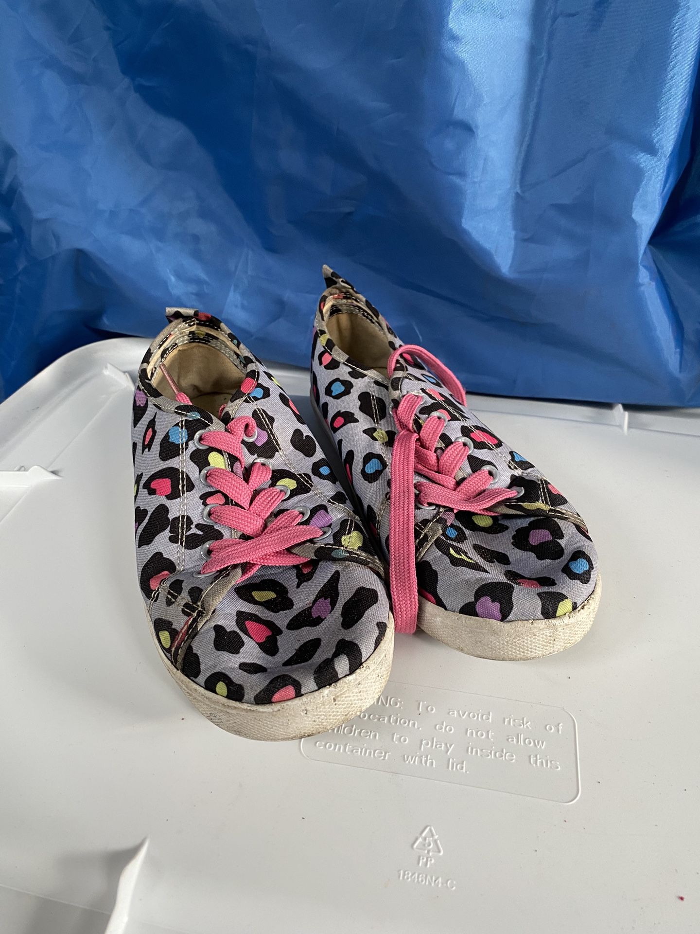 GIRLS SHOES SIZE 3