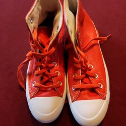 Women Converse Size 8 Shoes