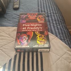 Five Nights At Freddy's Graphic Novel Trilogy Box Set