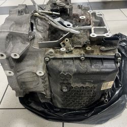 2019 Toyota Camry XSE 3.5 Litter Transmission