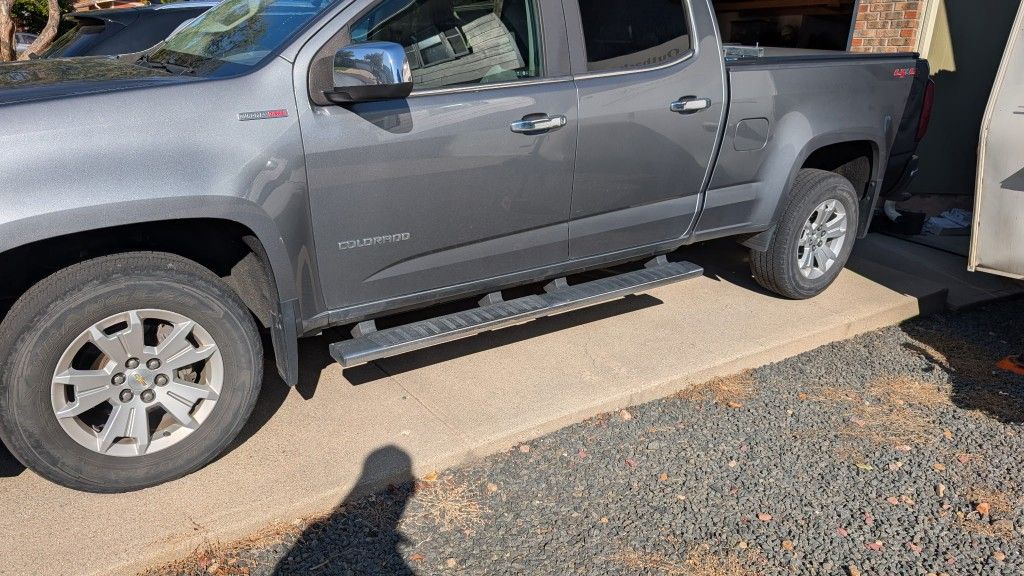 Truck Nerf Bar Steps 