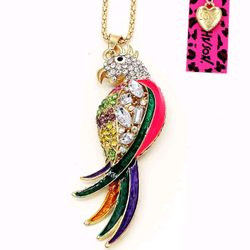 Beautiful! Betsey Johnson Parrot Charm