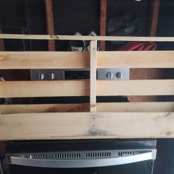 Pallet Liquor Bottle Holder