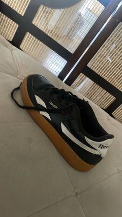 Reebok shoes size 4.5 not free offers more than 5 dollars