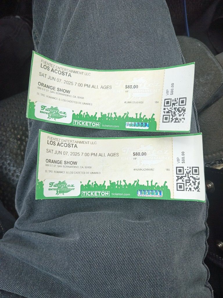 Dos Boletos Para Los Acosta Vip