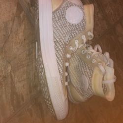 Men’s Chuck Taylor Translucent All Star Converse Size 13