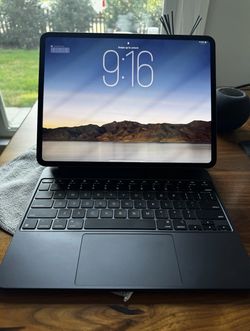iPad 13 Inch M4 pro With Keyboard And Oled