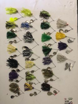Bass Fishing Spinnerbait/Buzzbait Lot