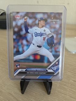 Dodgers  YOSHINOBU  YAMAMOTO  Rookie  Card 