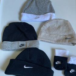 Nike Baby Beanie & Mittens Set Neutral Colors 