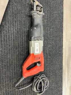 Milwaukee reciprocating saw (2388)