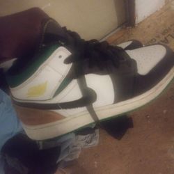 Jordan One Green And Gold Colorway Size 6.5