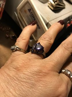 Beautiful Gun Black with Purple CZ Crystal Zircon Ring Size 7