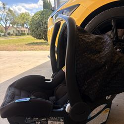 Infant car seat