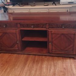 TV CONSOLE STAND