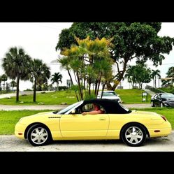 2002 Ford Thunderbird