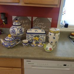 Ceramic Decor & 2 wall decor