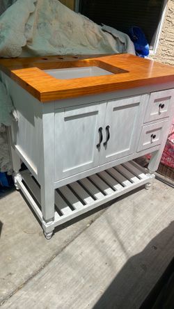White Decor Bankside bathroom vanity