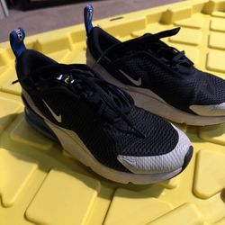 Nike Air 270 Shoes