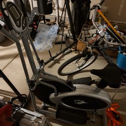 Treadmill Light Up And Elliptical $60