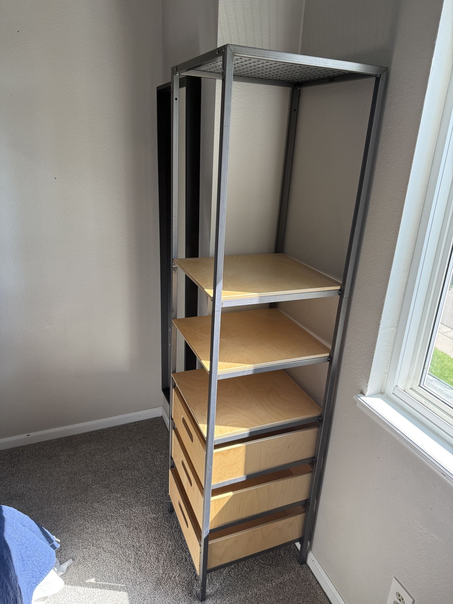 Shelf Tower
