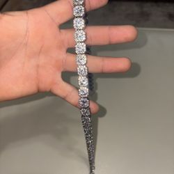 *BEST OFFER* Moissanite chain (passes diamond tester)