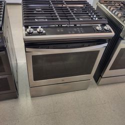 KENMORE SLIDE IN GAS RANGE OPEN BOX ITEM 2ZG2