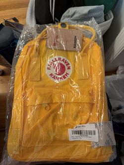 Fjallraven Kanken Mini Backpack