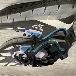 Reeboks Brand New 50$ 