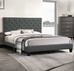 QUEEN BED