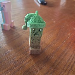 3D Printed Minecraft Creeper w/ Santa Hat - Christmas Holiday MINECRAFT Gamer Gift/Ornament 🎄💥"