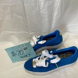Puma Suede Blue Size 7